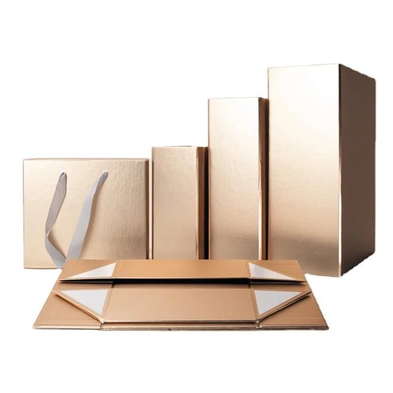 Składane pudełko upominkowe ułatwiające transport